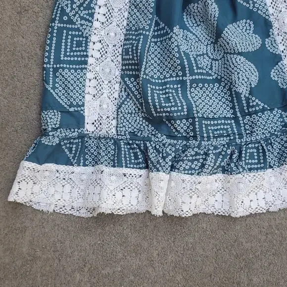 BCBGMaxAzria crochet trim silk camisole tank teal blue green white small - Picture 3 of 6